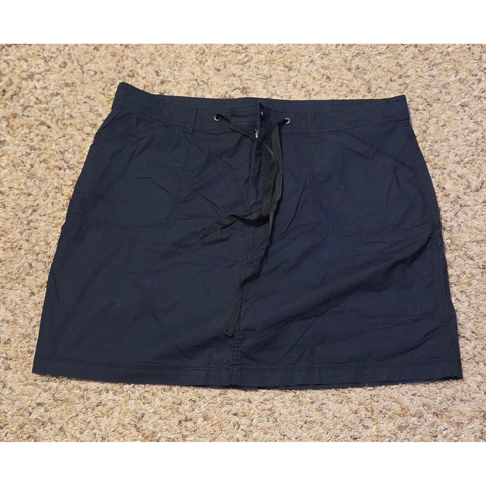 White Stag Skort Women's Size 18 Black Inseam 3"